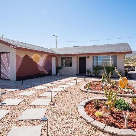 Vila Hot Tub, Games, King Bed, Fire Pit, Bbq Grill, Minutes From National Park And Views Joshua Tree Exteriér fotografie