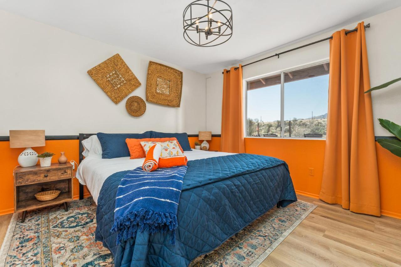 Vila Hot Tub, Games, King Bed, Fire Pit, Bbq Grill, Minutes From National Park And Views Joshua Tree Exteriér fotografie